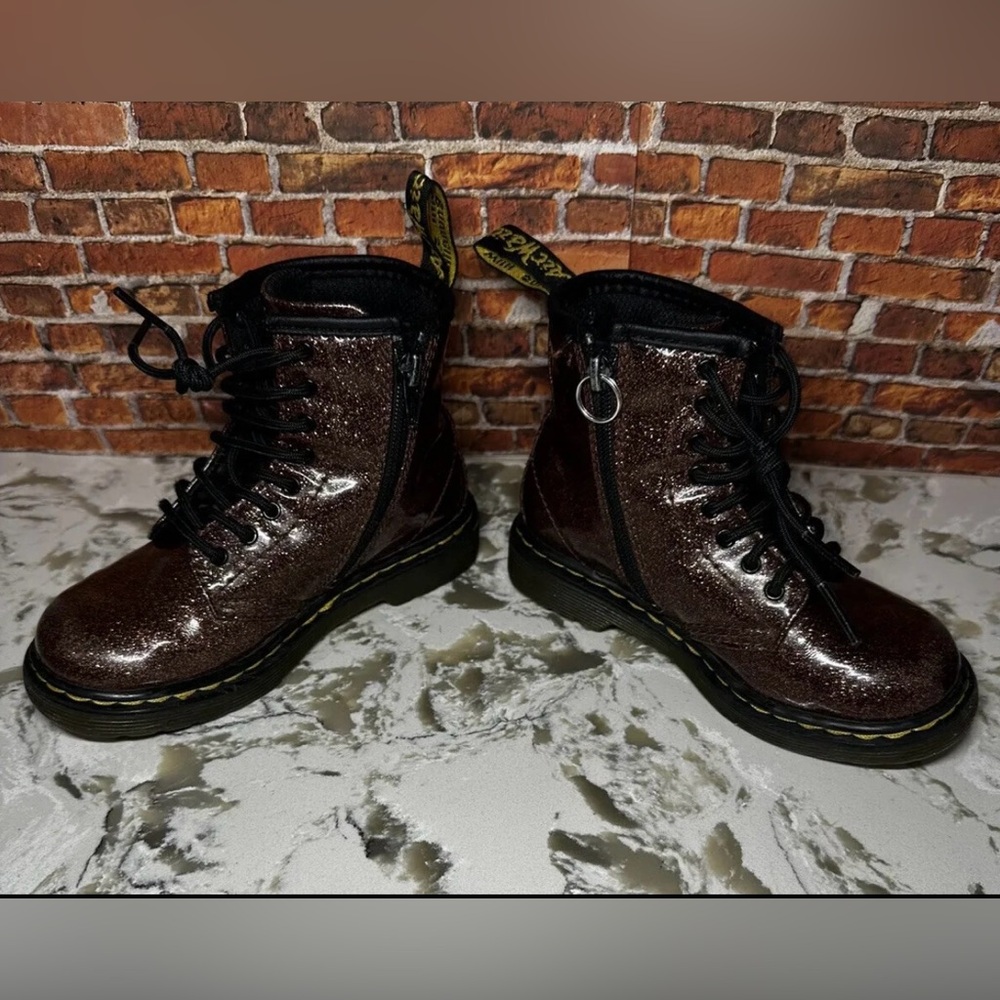 Dr. Martens 1460 Glitter T Sparkle Boots Toddler Size 9 With  Zipper, Burgundy